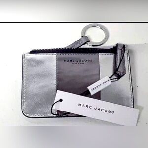 NWT $159 Marc Jacobs Leather Metallic Silver Stripe  Zip Top Pouch Wristlet